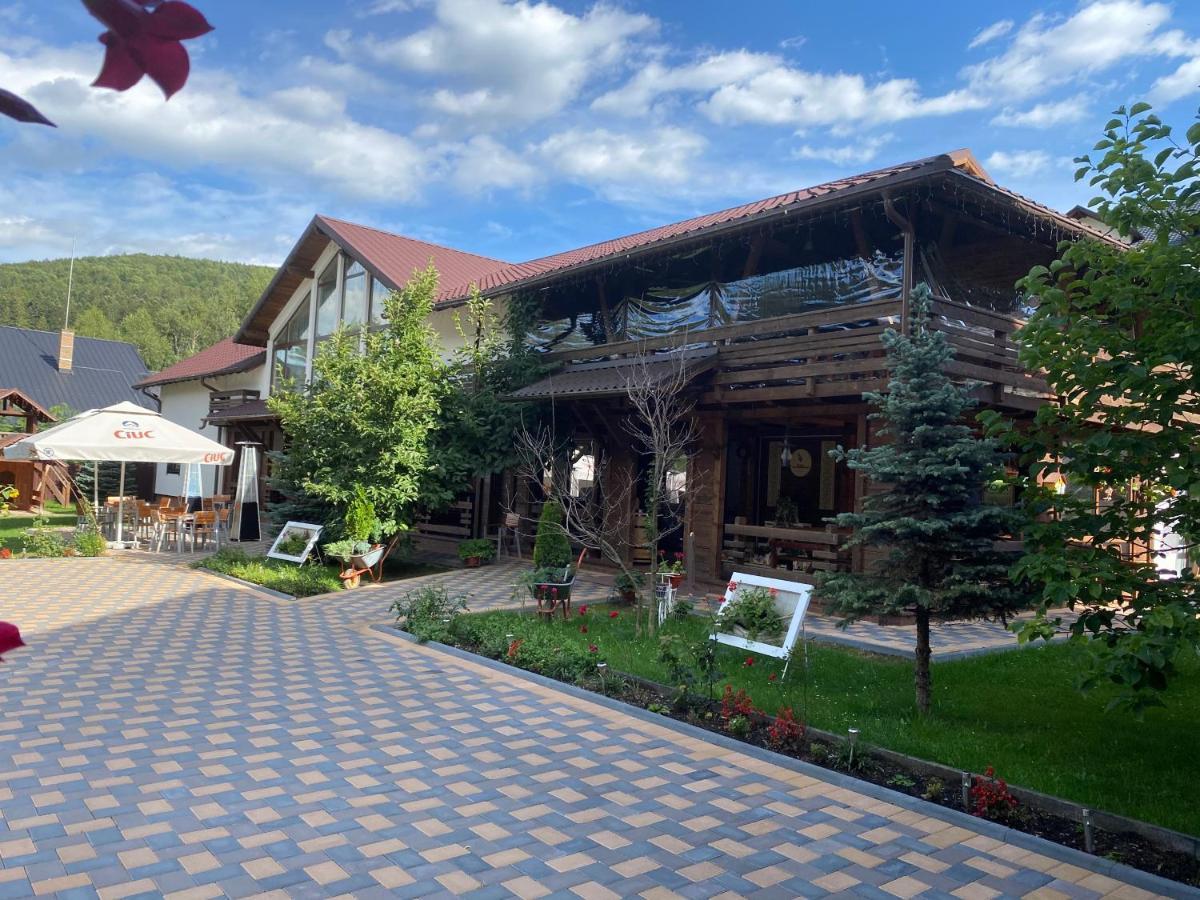 Отель Roua Voronetului Гура-Гуморулуй Экстерьер фото