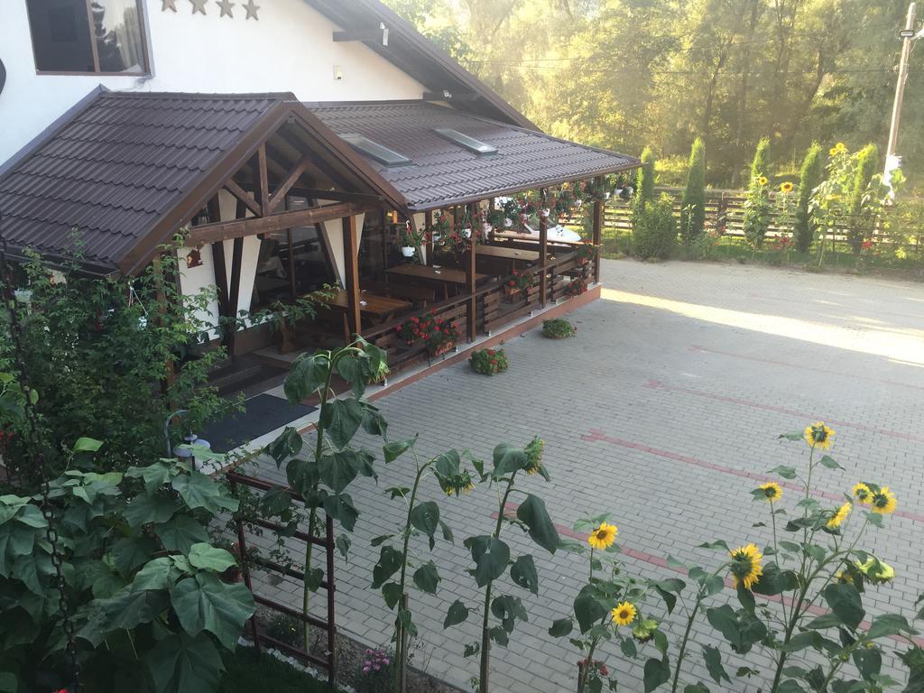 Отель Roua Voronetului Гура-Гуморулуй Экстерьер фото